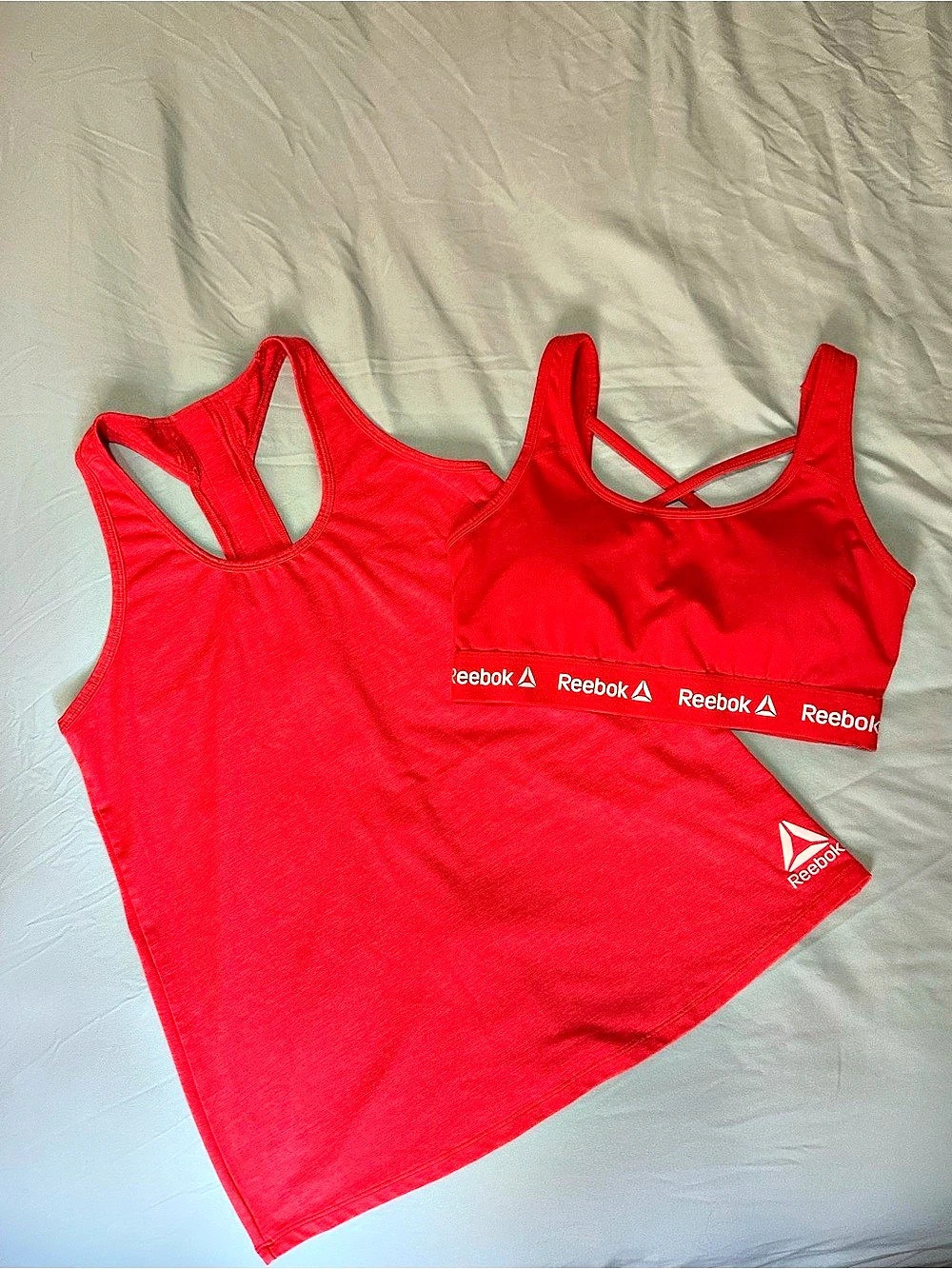 Reebok Athletic Tank Top & Sports Bra Set in Vermilion Orange